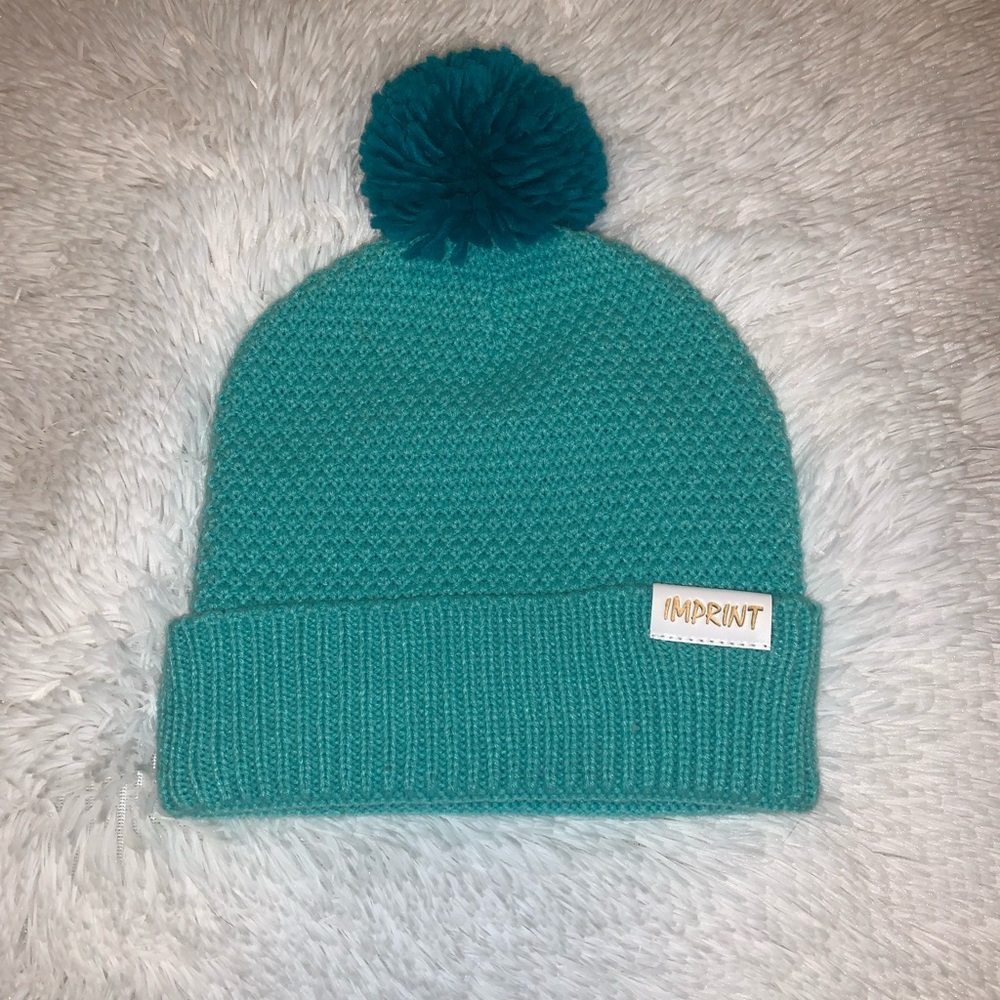 Imprint beanie with Pom